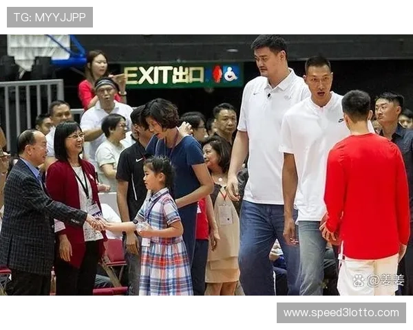 姚明身高有多高为何成为中国篮球标志性人物他的身高对篮球的影响有多深远